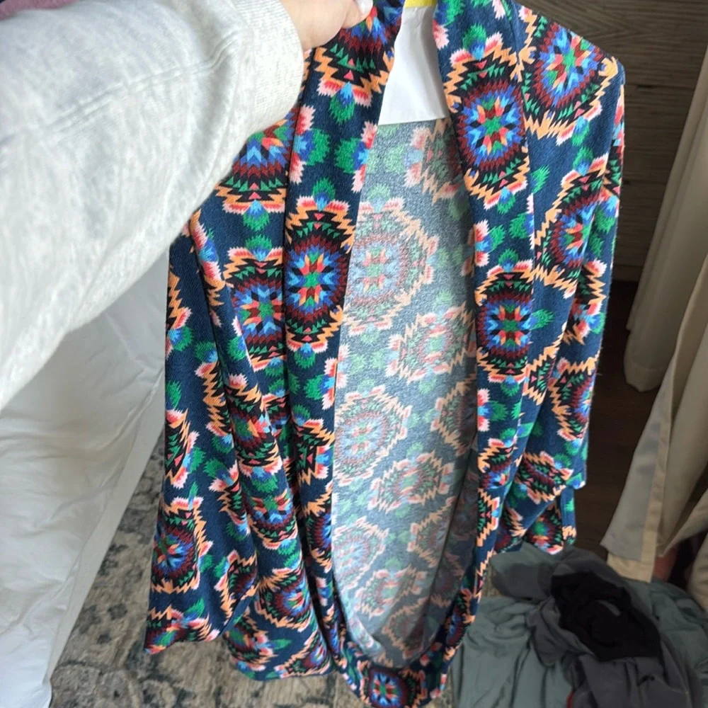 Aztec Cardigan - Picture 1 of 2